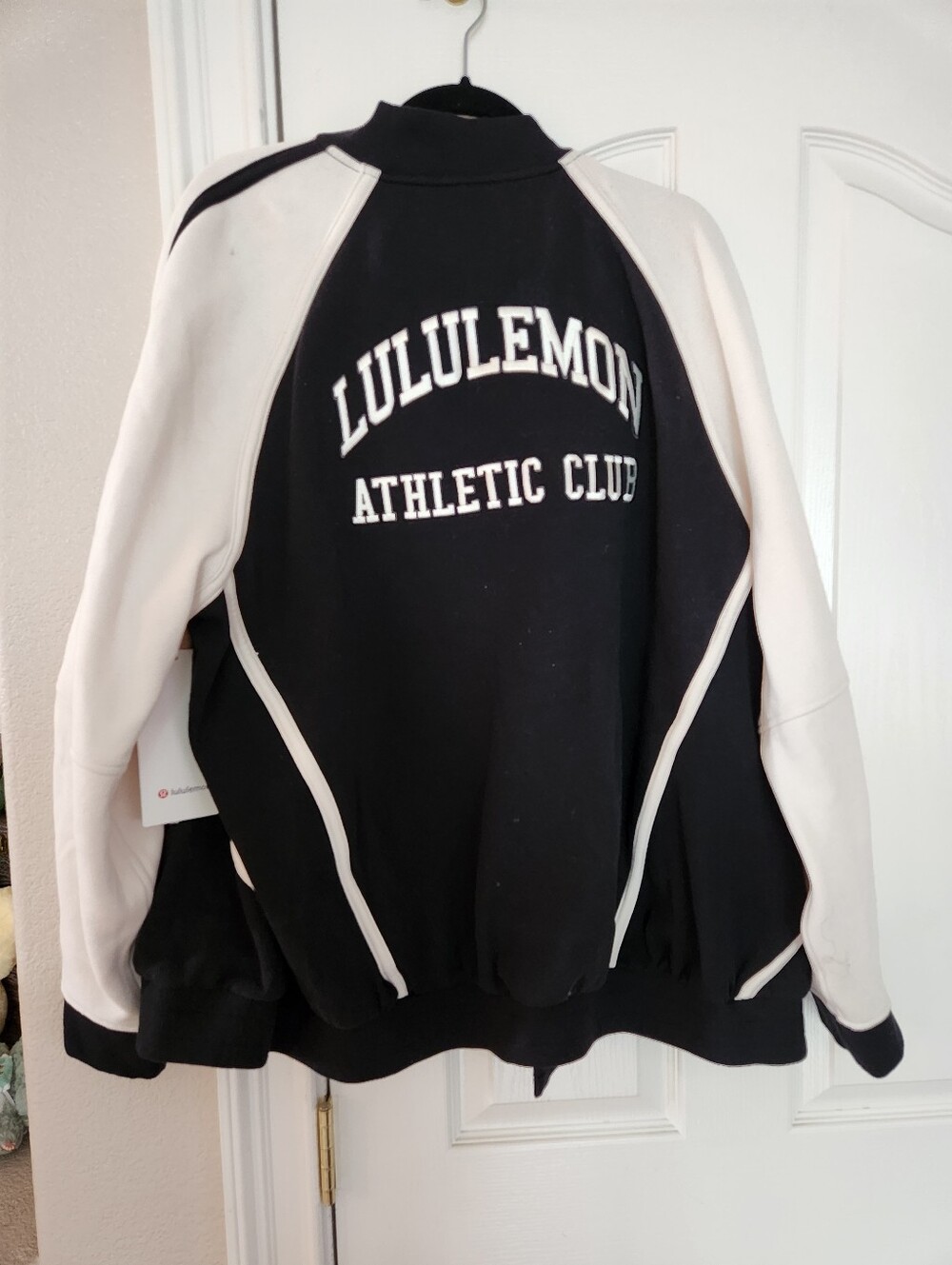 Lululemon Athletic Club Jacket (New) - Picture 4 of 8